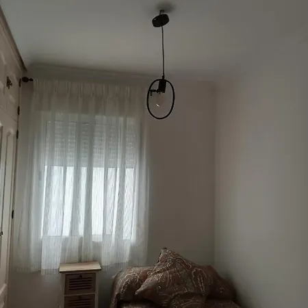 아파트 C/ Cartaya 11 *